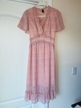 Blush Pink Floral Midi Dress- NWOT!!